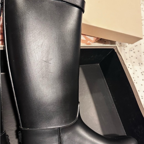 Burberry Riding Rainboot with Belt. Like Brand New, wore one time, minor scuffin - Picture 8 of 11
